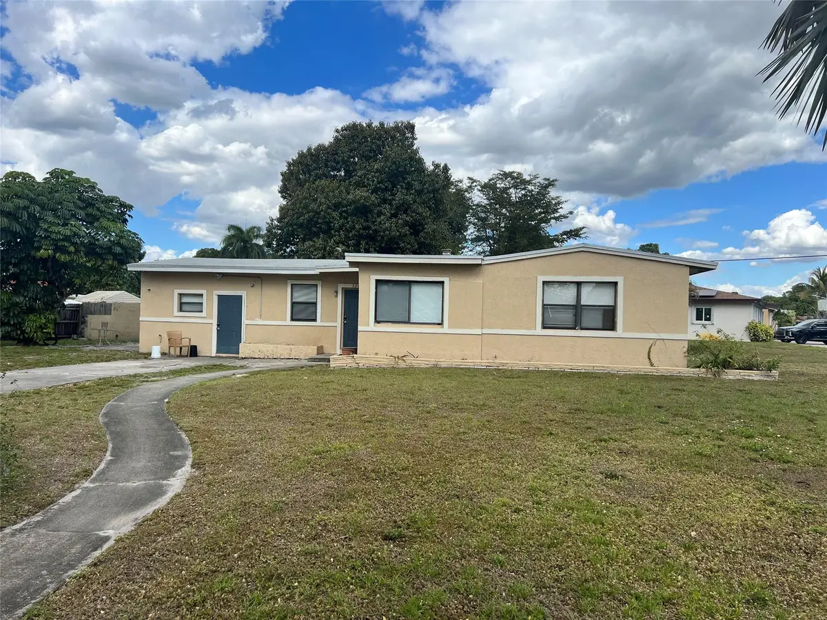 3201 Glendale Boulevard, Fort Lauderdale, FL 33312 - #1