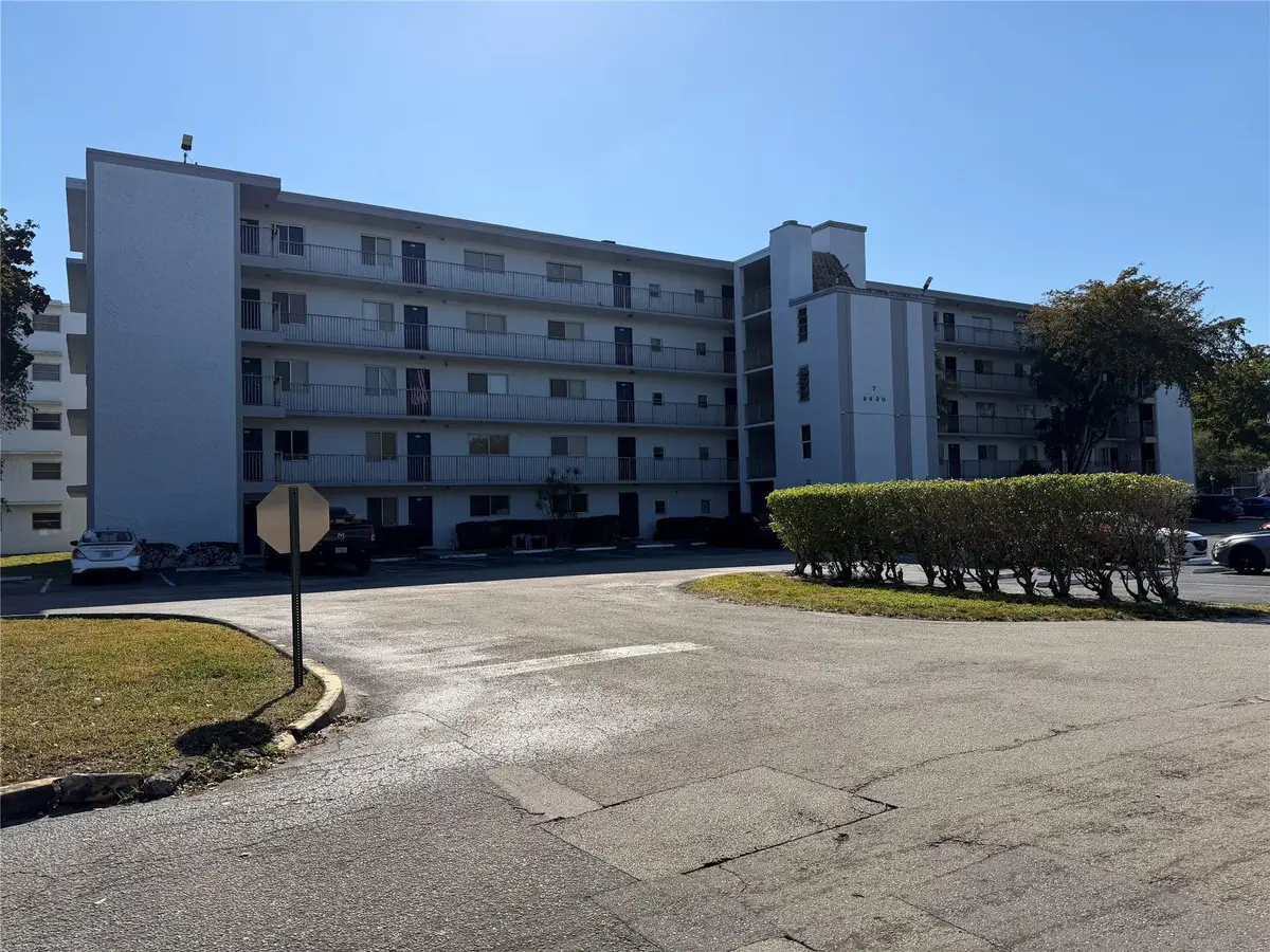 8620 N Sherman Circle #204, Miramar, FL 33025 - #1