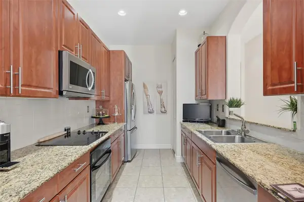 6982 Julia Gardens Drive, Pompano Beach, FL 33073