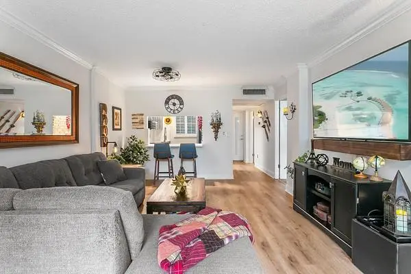 103 Royal Park Drive #1e, Oakland Park, FL 33309 - #2