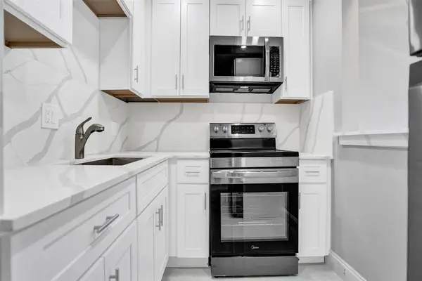 701 Pine Drive #104, Pompano Beach, FL 33060