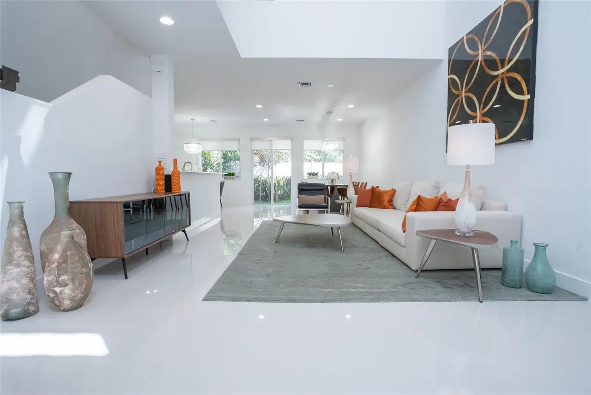 713 SE 1st Court #713, Pompano Beach, FL 33060 - #1