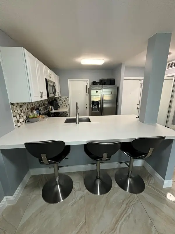 440 SE 2nd Avenue #21, Deerfield Beach, FL 33441