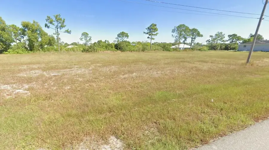 1811 NE 44th Street, Cape Coral, FL 33909 - #3