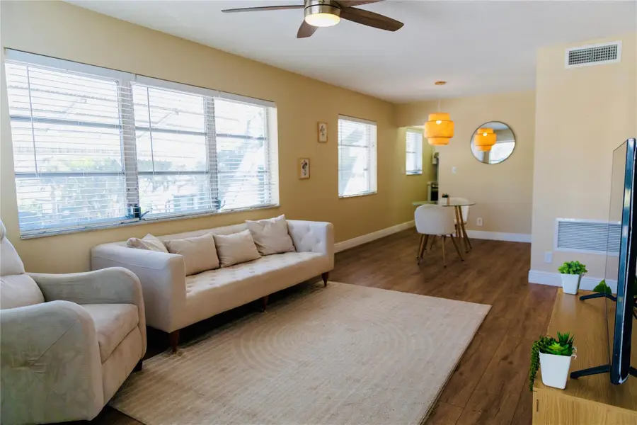 1900 NE 8th Court #201, Fort Lauderdale, FL 33304 - #2