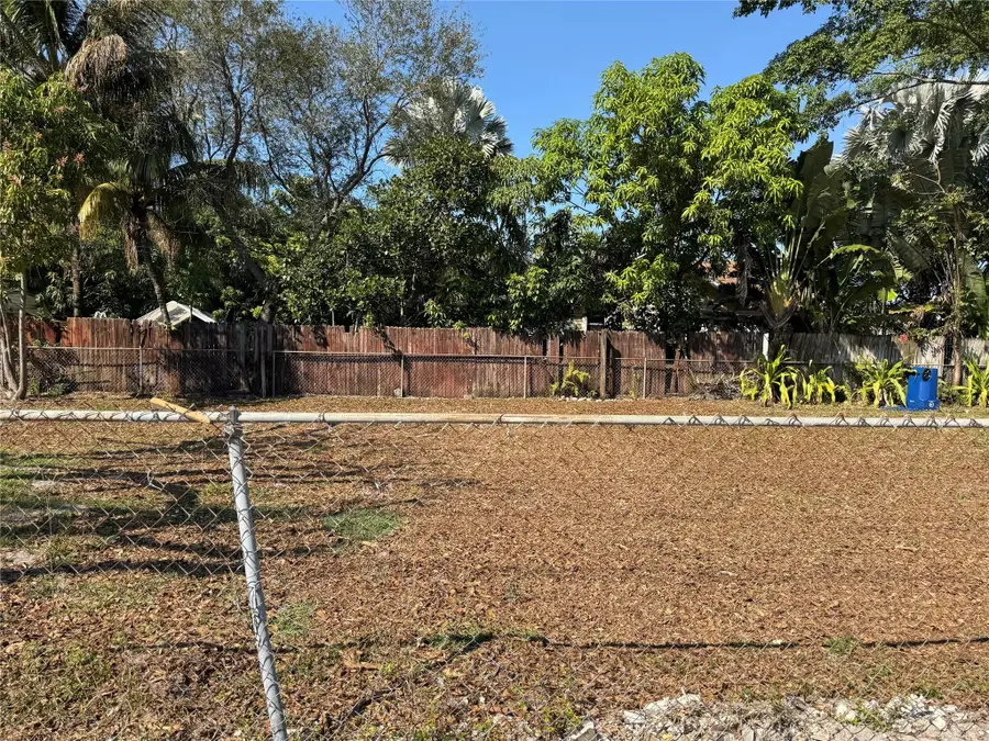 1201 NE 3rd Avenue, Fort Lauderdale, FL 33304 - #3