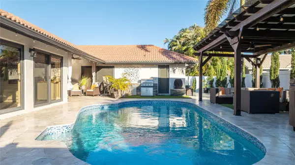 6484 NW 55th Manor, Coral Springs, FL 33067