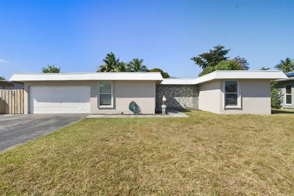 7907 NW 66th Terrace, Tamarac, FL 33321