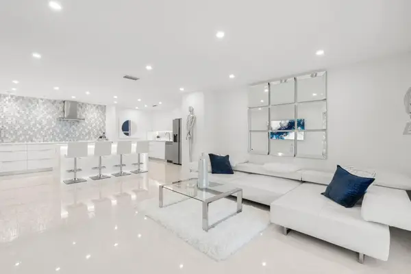 6395 Bay Club Drive #2, Fort Lauderdale, FL 33308