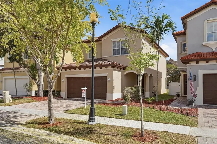 1211 NE 40th Road, Homestead, FL 33033 - #3