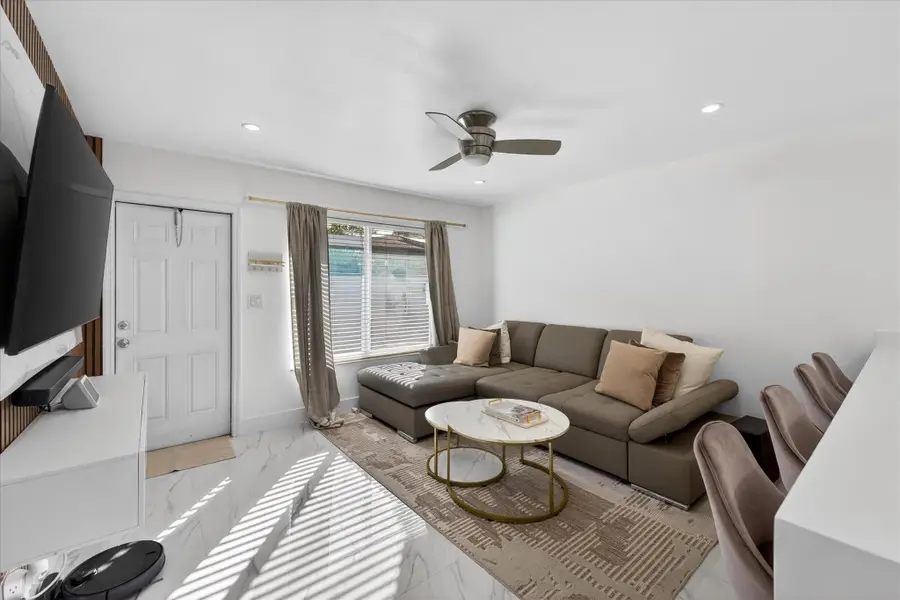 883 NE 33rd Street, Oakland Park, FL 33334 - #3