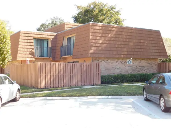 2545 Camelot Court #2545, Hollywood, FL 33026