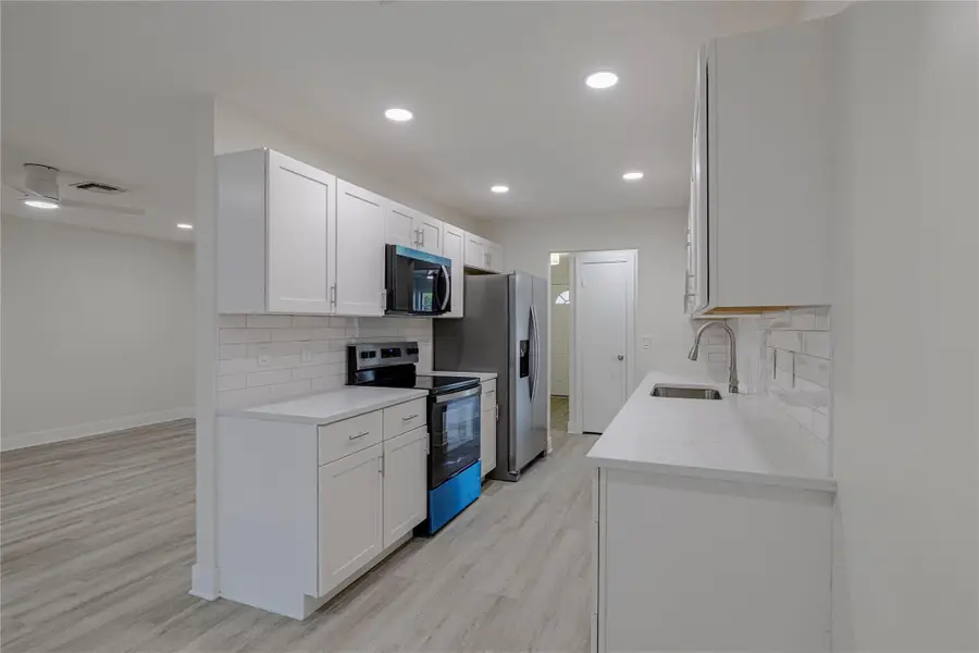 8555 24th Street, Vero Beach, FL 32966 - #3