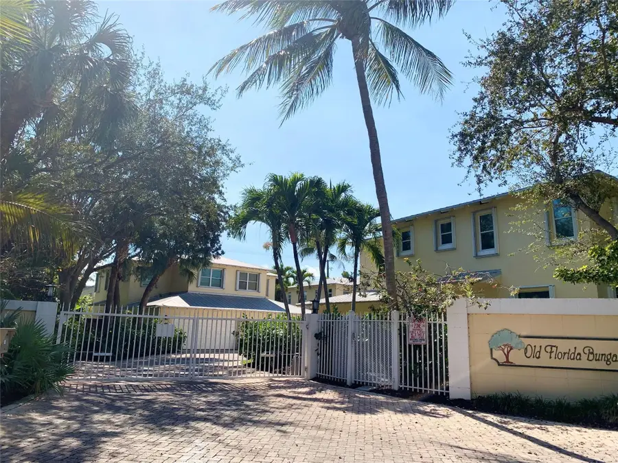 826 SE 4th Court, Deerfield Beach, FL 33441 - #2