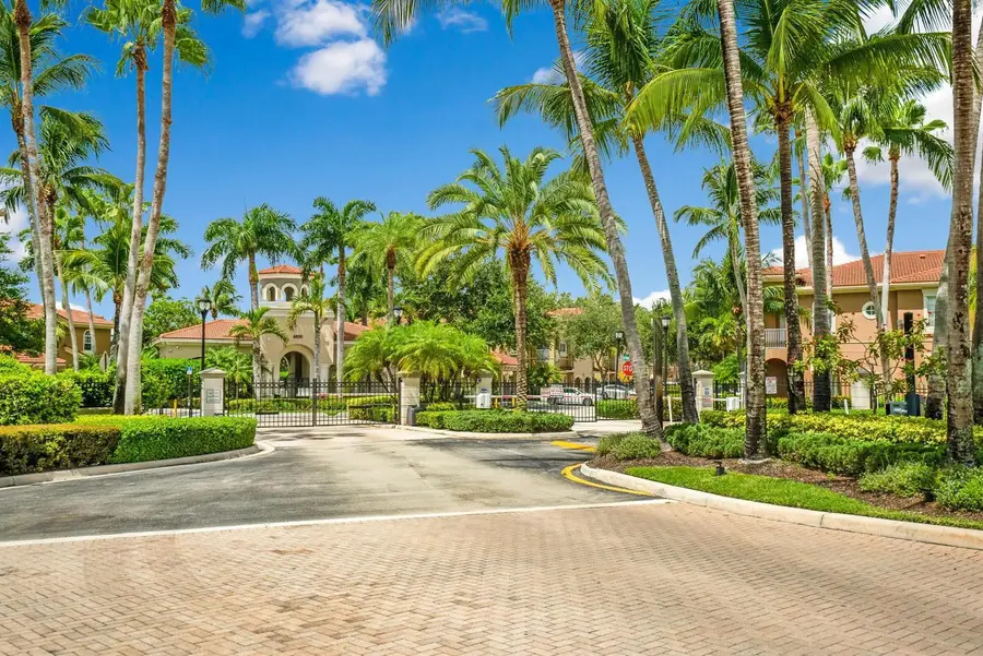 4851 Bonsai Circle #215, Palm Beach Gardens, FL 33418 - #3