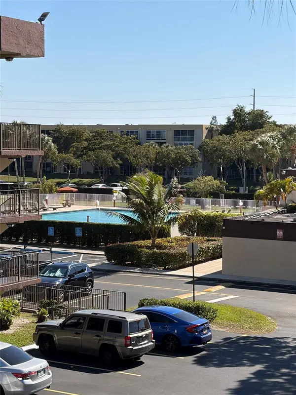 Address Withheld By Seller, Lauderdale Lakes, FL 33319