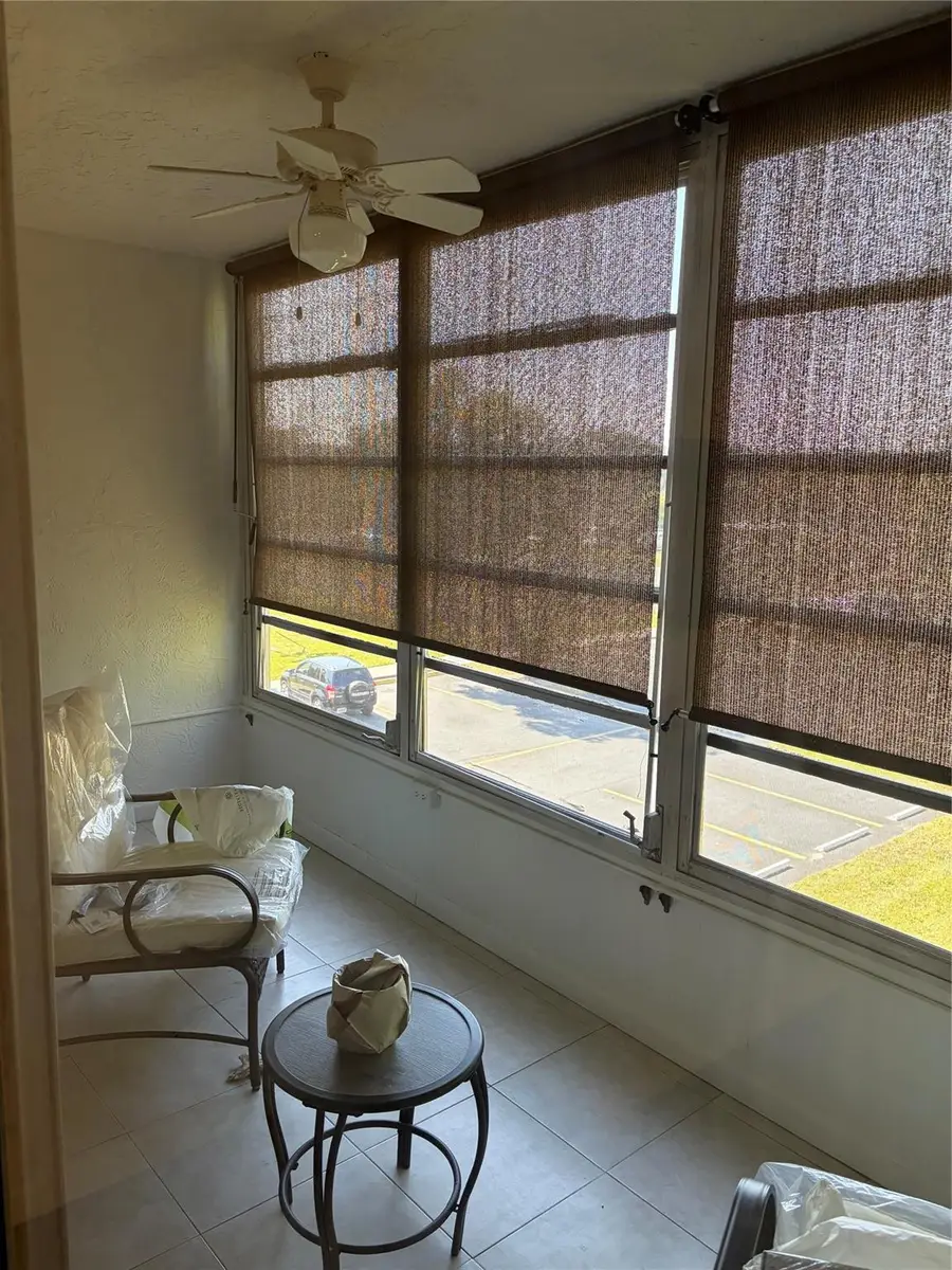 Address Withheld By Seller, Lauderdale Lakes, FL 33319 - #3