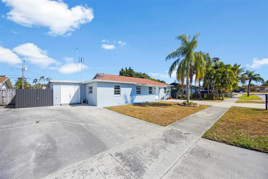 1209 W Broward Street, Lantana, FL 33462 - #2
