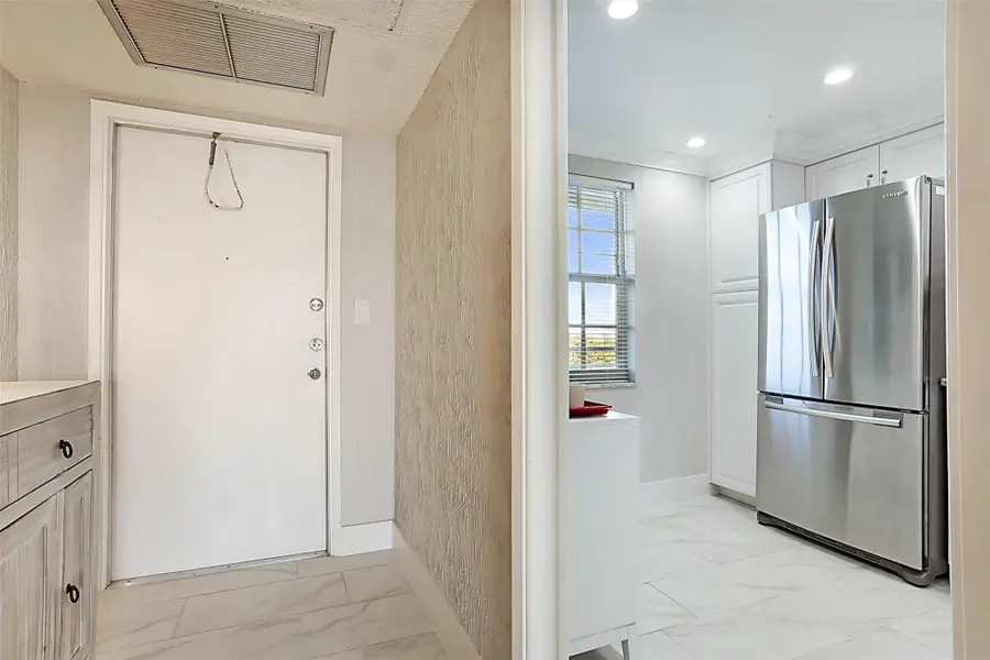 575 Oaks Lane #703, Pompano Beach, FL 33069 - #3