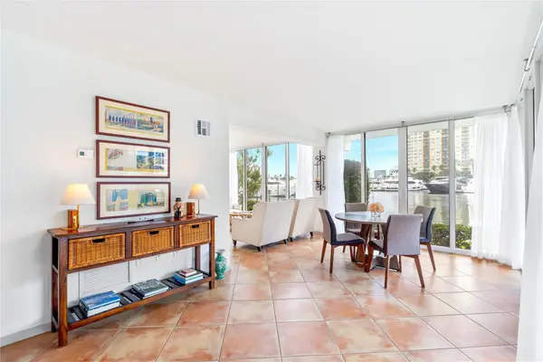 2740 Yacht Club Boulevard #9D, Fort Lauderdale, FL 33304