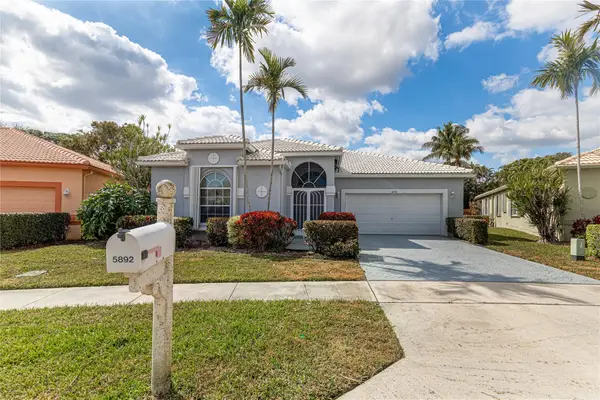 5892 Seashell Terrace, Boynton Beach, FL 33437