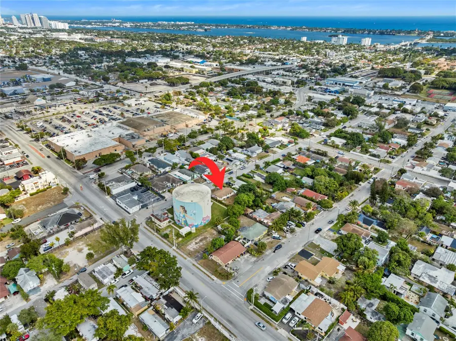 842 Kaye Street, West Palm Beach, FL 33405 - #2