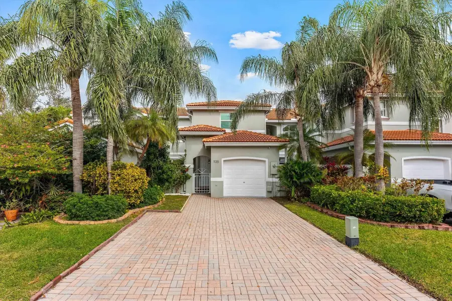 1135 Buttonwood Lane #1135, Hollywood, FL 33019 - #2