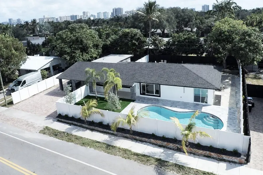 2716 Middle River Drive, Fort Lauderdale, FL 33306 - #3