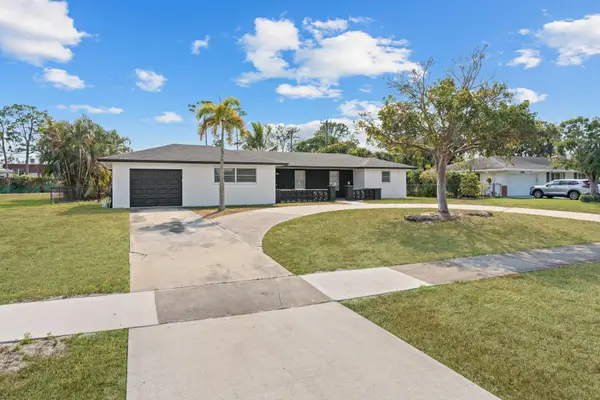 7328 Saint Andrews Road, Lake Worth Beach, FL 33467