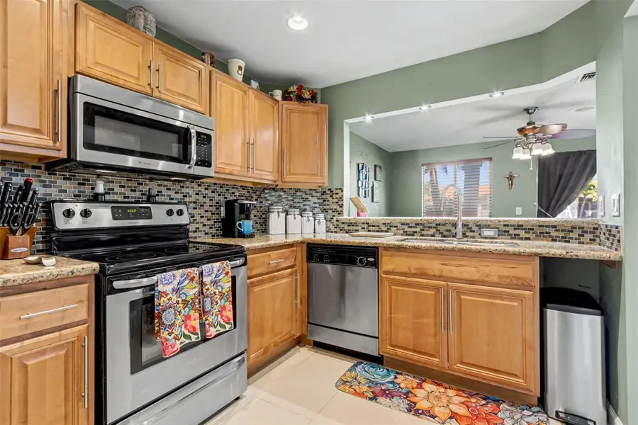 2253 W Discovery Circle #2253, Deerfield Beach, FL 33442 - #3