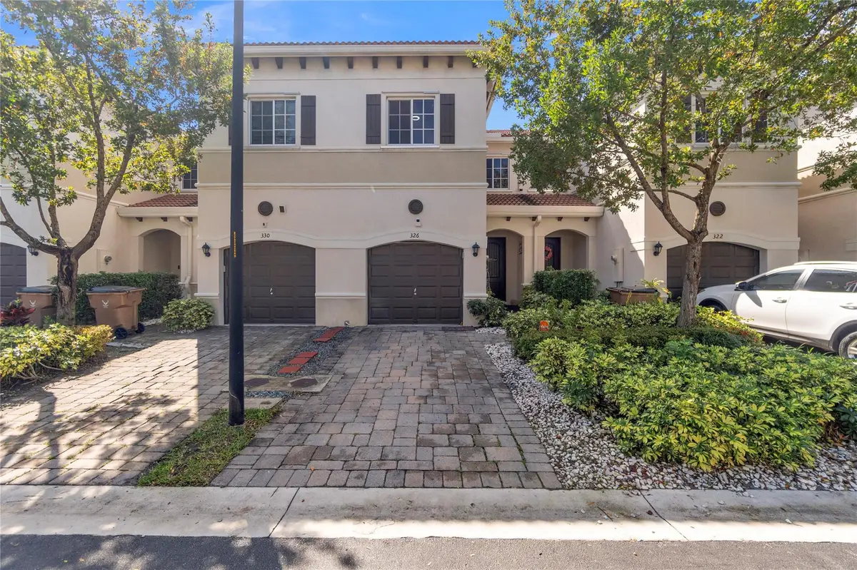326 NE 47th Place, Deerfield Beach, FL 33064 - #1