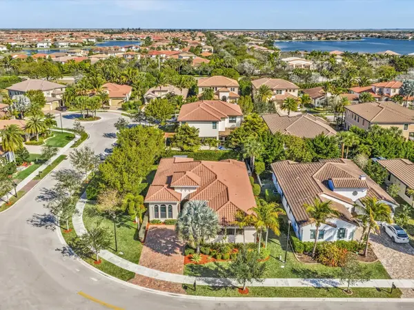 11715 NW 82nd Court, Parkland, FL 33076