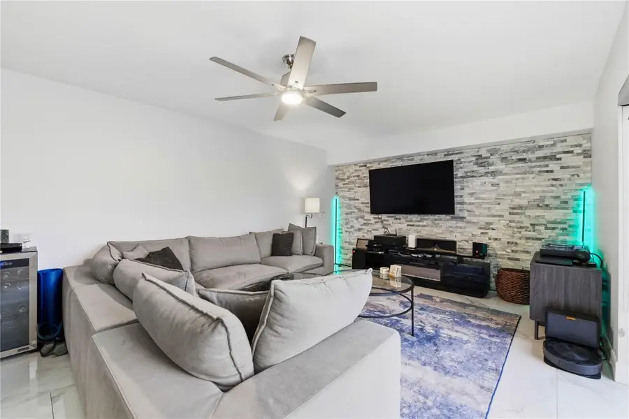 1017 10th Way, West Palm Beach, FL 33407 - #3