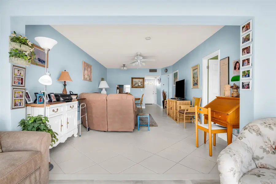 Address Withheld By Seller, Boca Raton, FL 33431 - #3