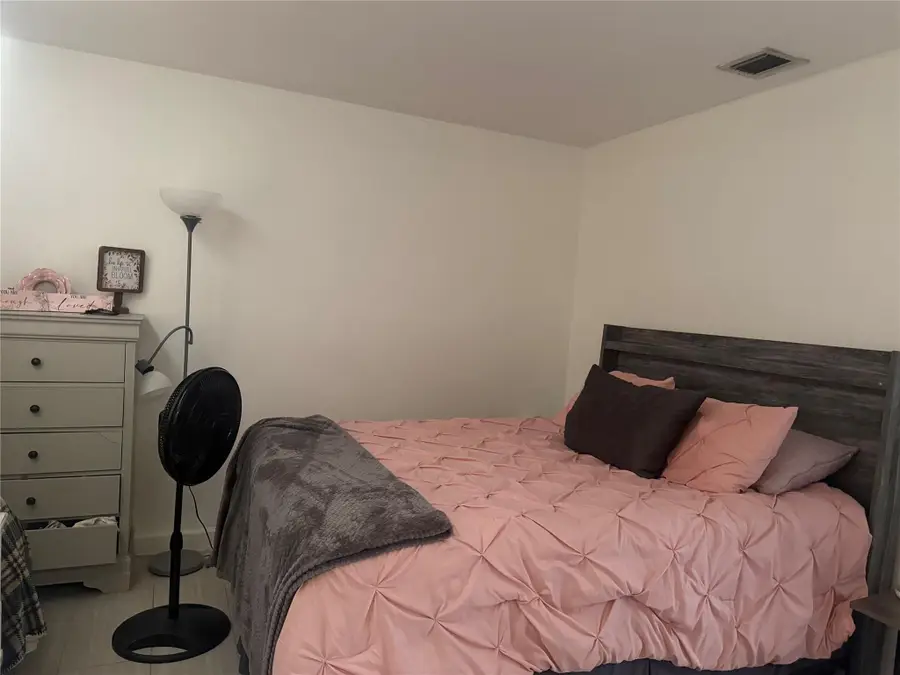 817 SE 9th Street, Okeechobee, FL 34974 - #3