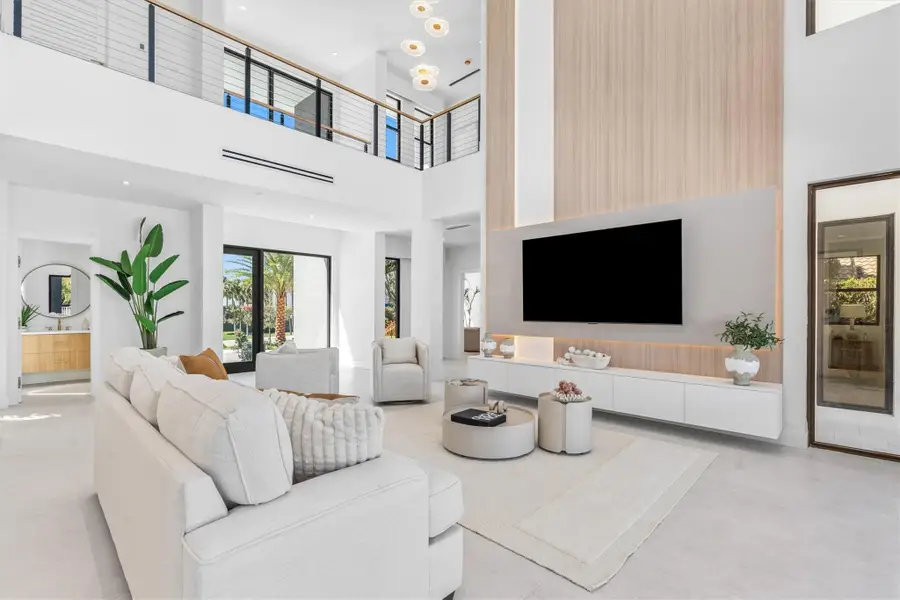 3716 Embassy Drive, West Palm Beach, FL 33401 - #3