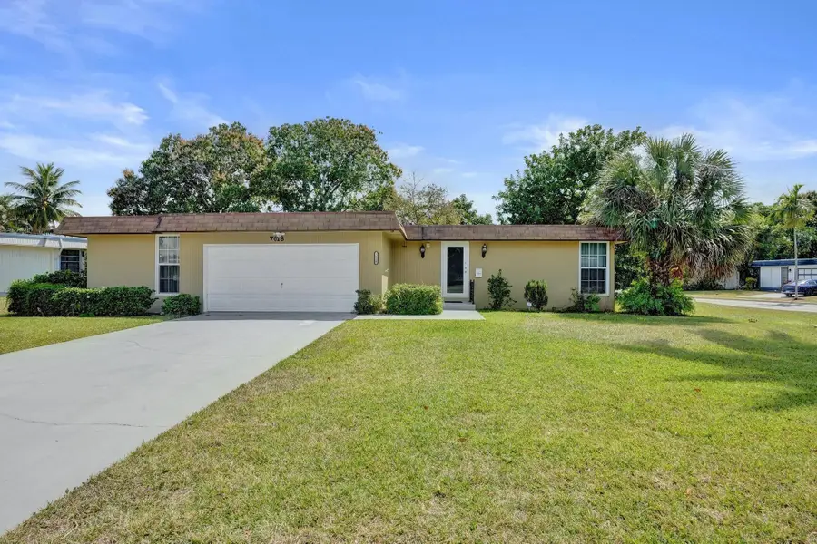 7018 NW 64th Street, Tamarac, FL 33321 - #2