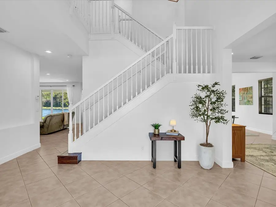 6806 Lakeside Circle, Davie, FL 33314 - #3