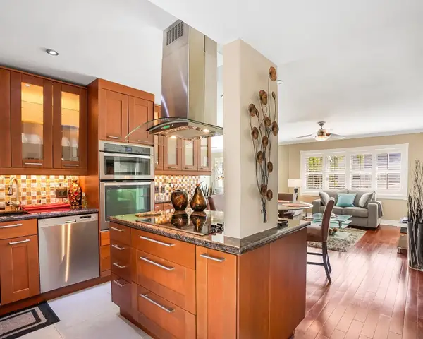 4321 NW 16th Street #208, Fort Lauderdale, FL 33313