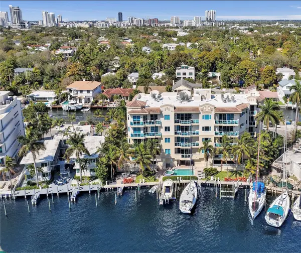516 Hendricks Isle #4A, Fort Lauderdale, FL 33301