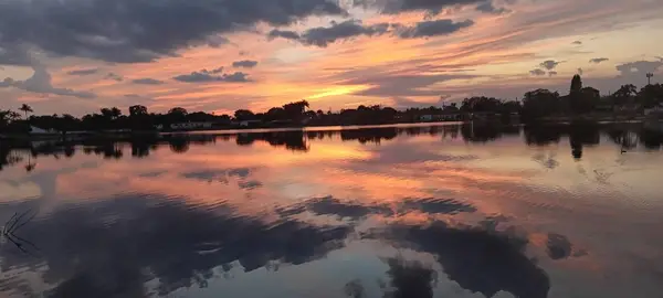 2000 NW 86th Terrace, Pembroke Pines, FL 33024