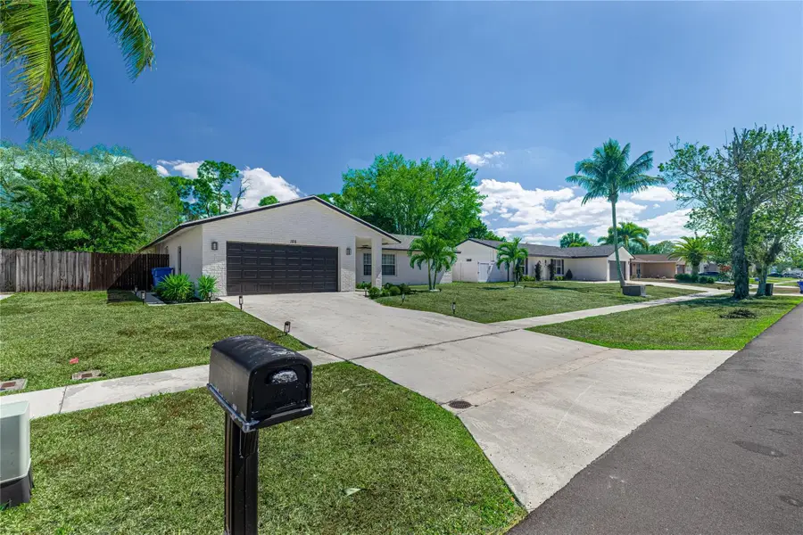 188 Martin Circle, West Palm Beach, FL 33411 - #2