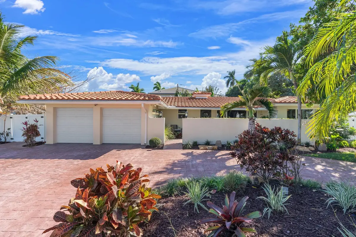 2740 NE 21st Court, Fort Lauderdale, FL 33305 - #1