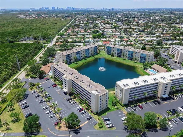 200 SE 5th Avenue #606, Dania Beach, FL 33004