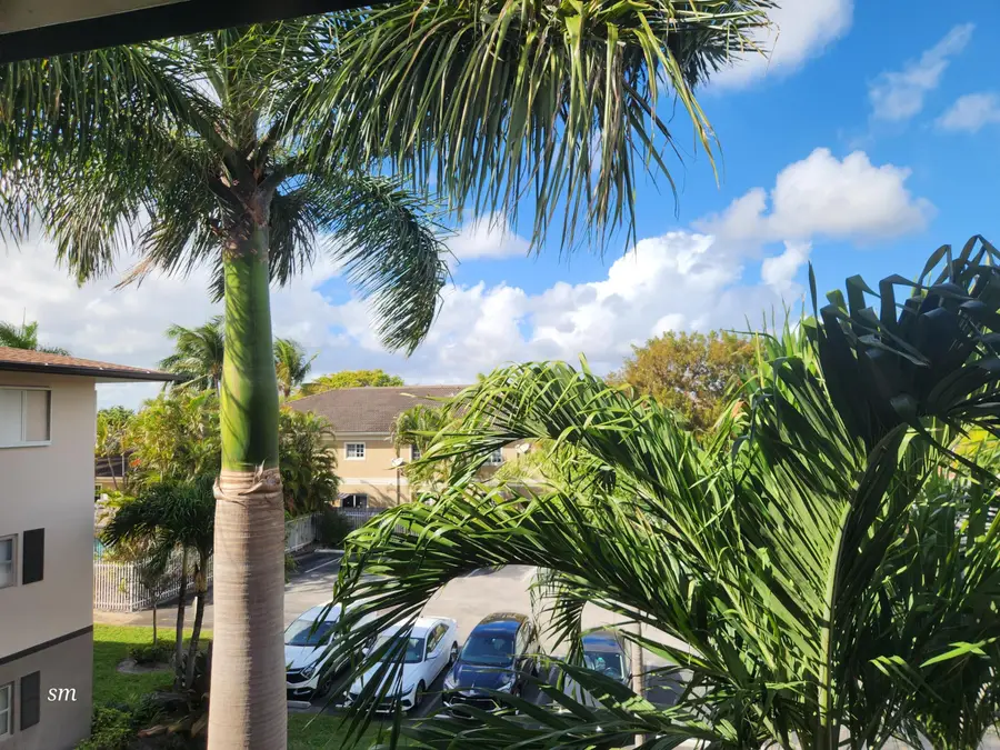 4900 Washington Street #309, Hollywood, FL 33021 - #2