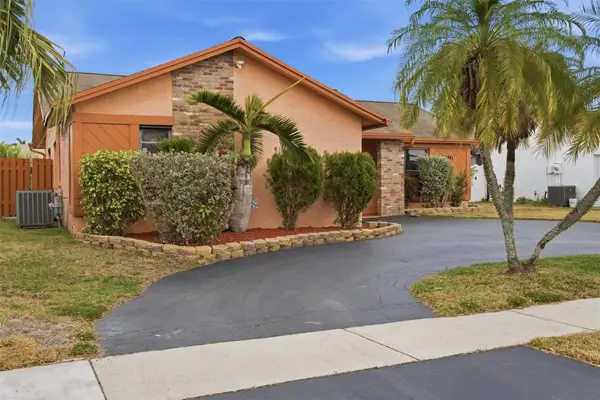 11841 NW 39th Place, Sunrise, FL 33323