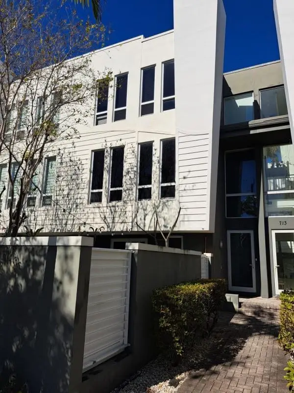 711 SE 16th Court, Fort Lauderdale, FL 33316 - #1