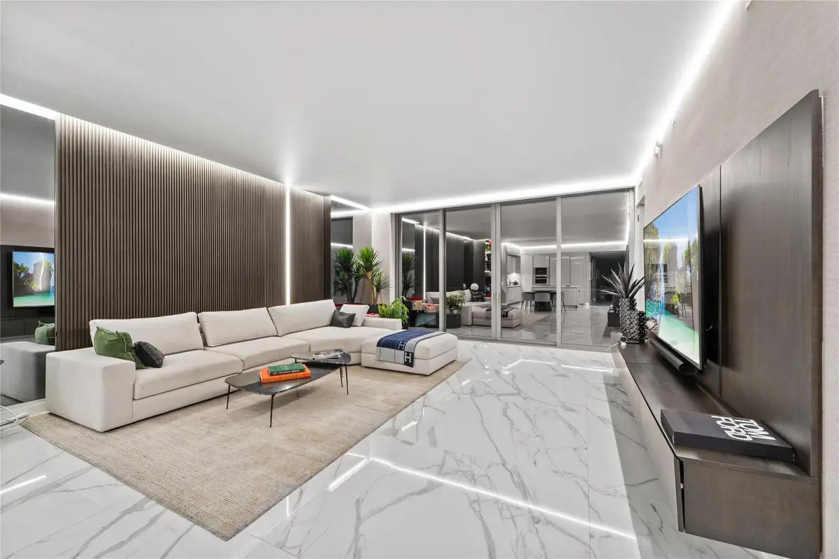 18975 Collins Avenue #3303, Sunny Isles Beach, FL 33160 - #1