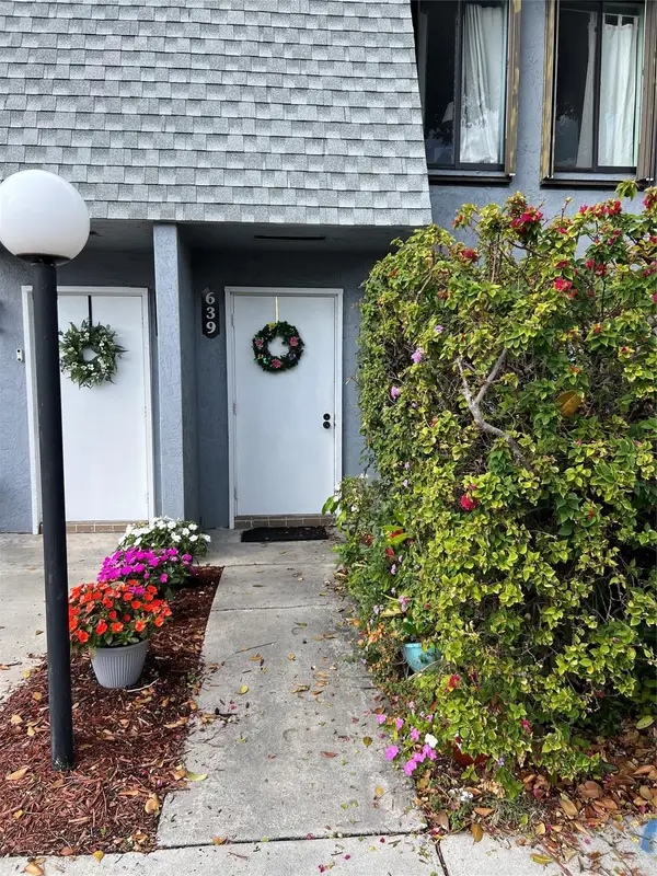 639 N University Drive #17, Plantation, FL 33324