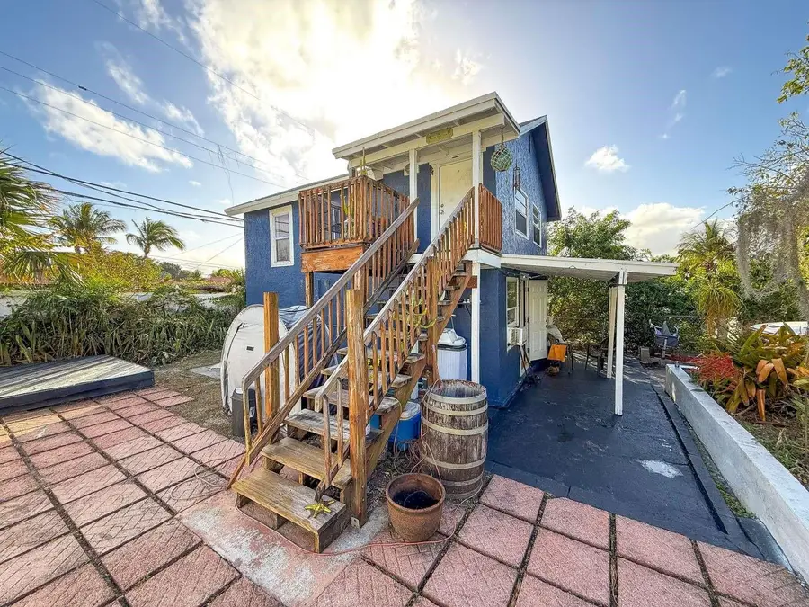 920 Selkirk Street, West Palm Beach, FL 33405 - #2